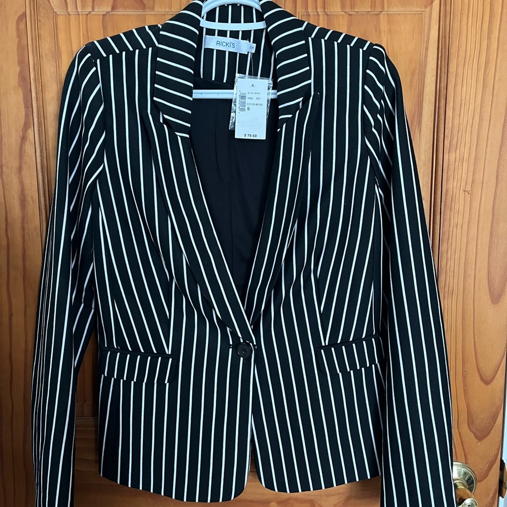 Ricki's Women's Striped Blazer in Black and White